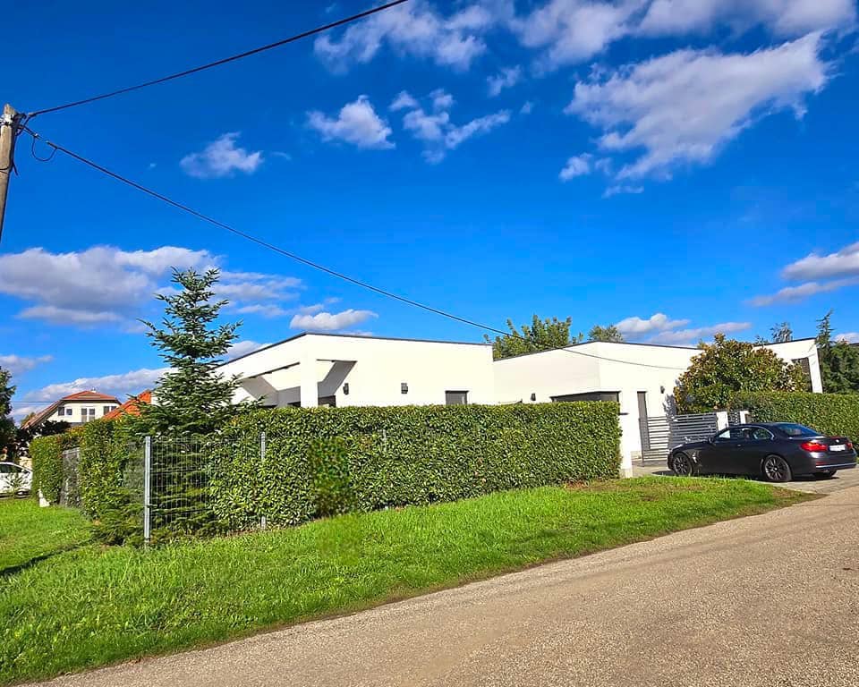 Luxus, exkluzív életkörnyezet Deszken a Marosmenti lakóparkban! Ide csak költözni kell!