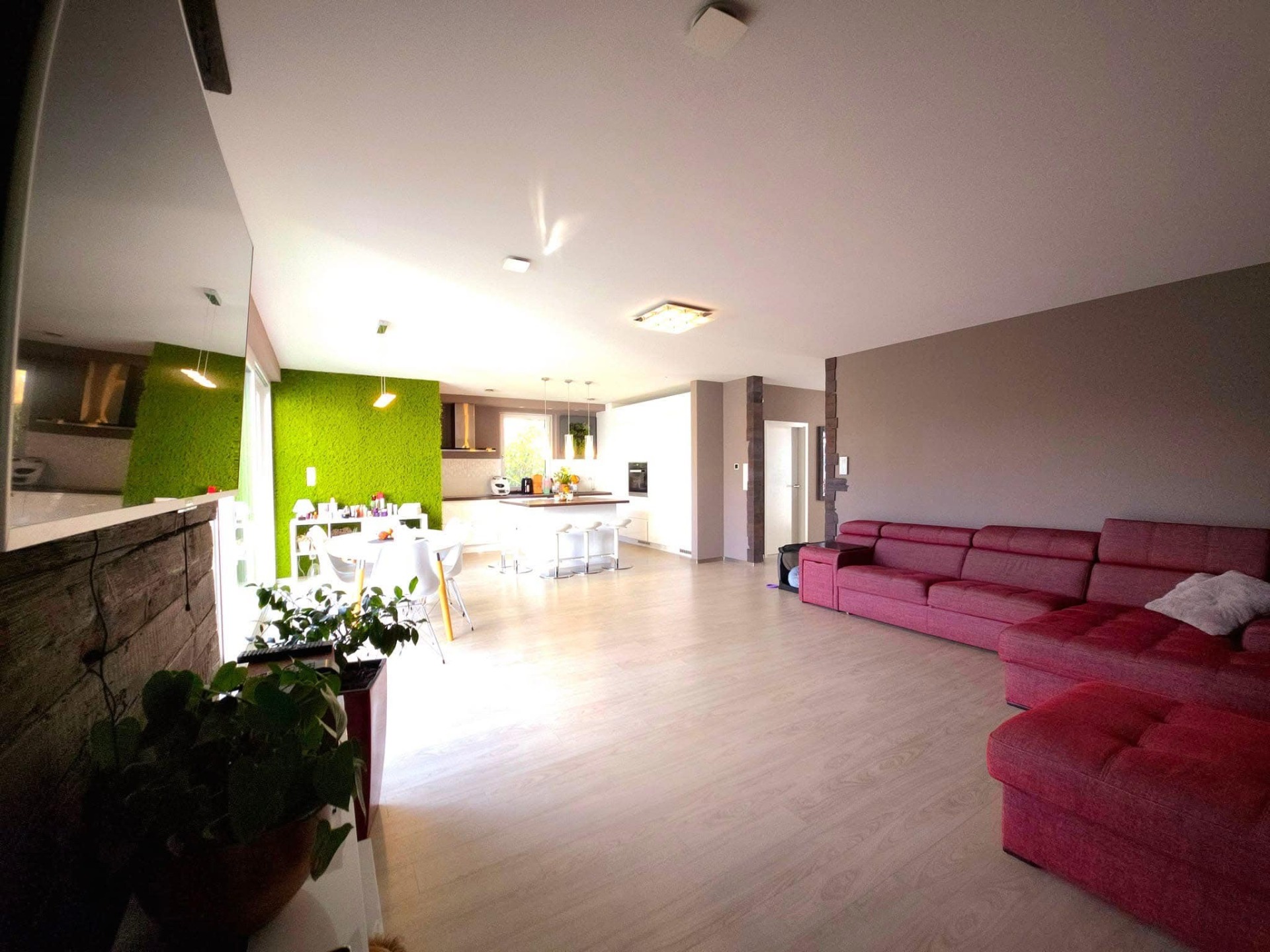 Luxus, exkluzív életkörnyezet Deszken a Marosmenti lakóparkban! Ide csak költözni kell!