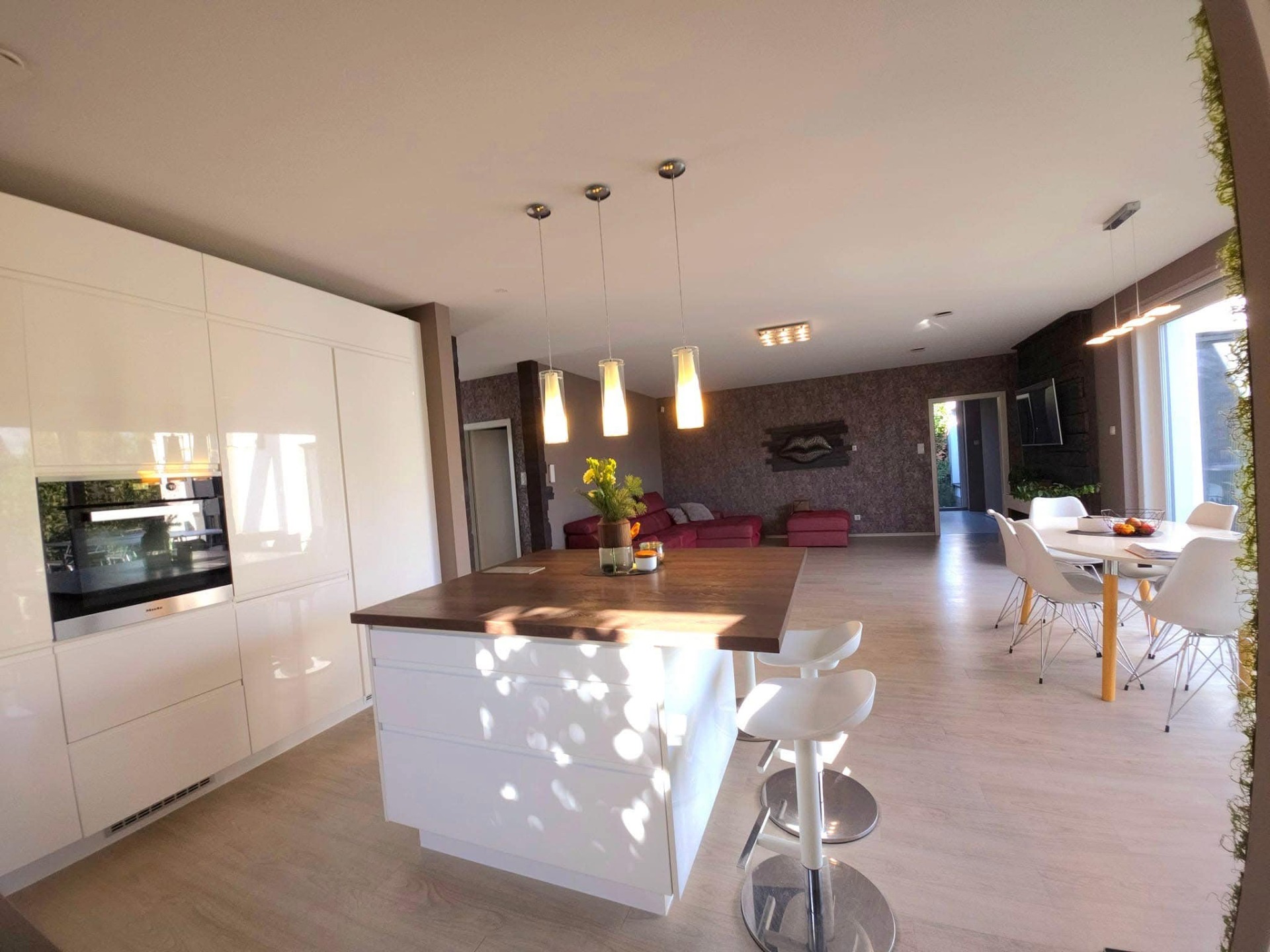 Luxus, exkluzív életkörnyezet Deszken a Marosmenti lakóparkban! Ide csak költözni kell!